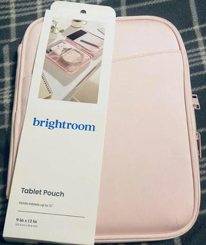 [Like_new] Brightroom Zip Tablet Pouch Laptop Bag Blush Pink 12in x 9.25in