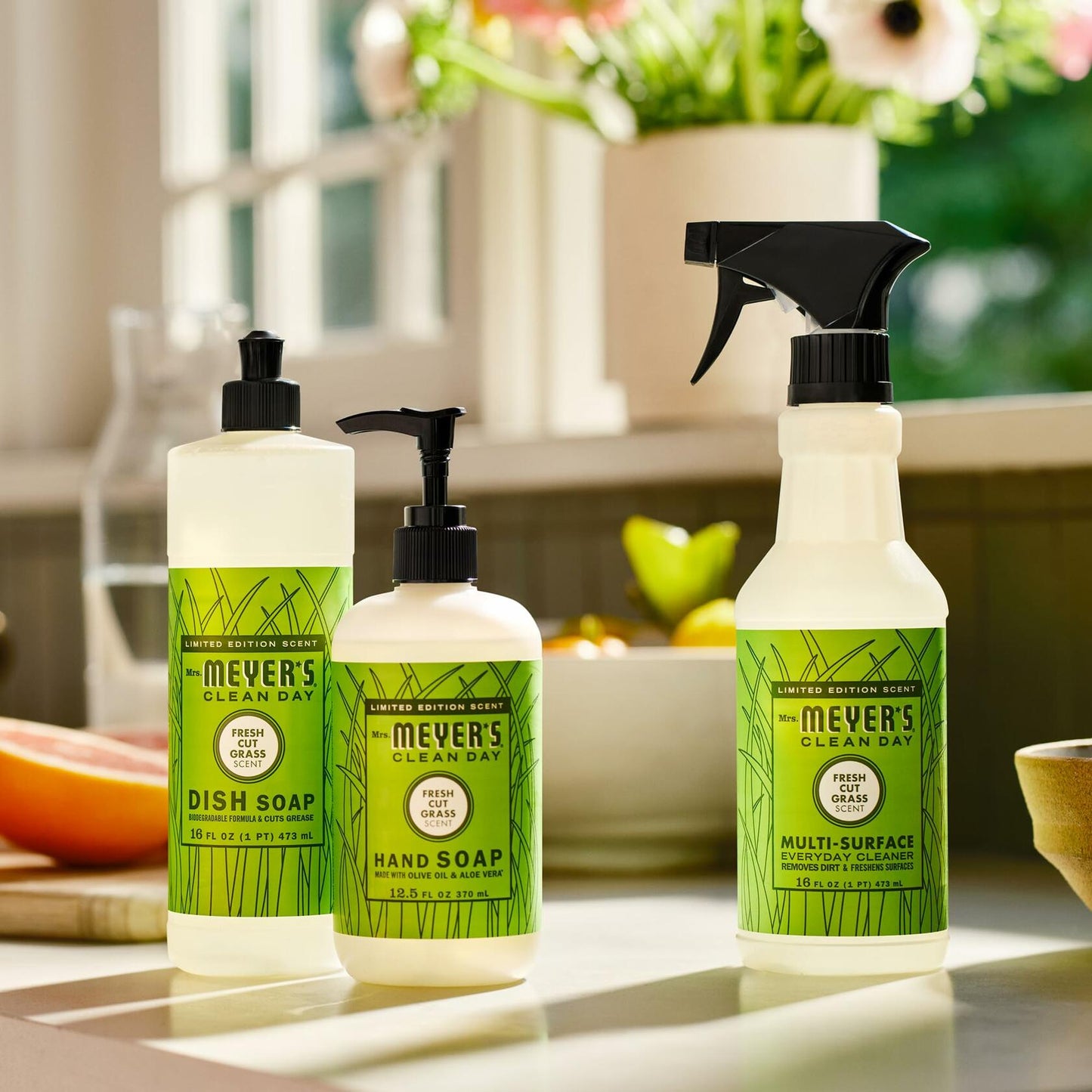 MRS. MEYER'S CLEAN DAY Liquid Hand Soap Fresh Cut Grass Scent 12.5oz