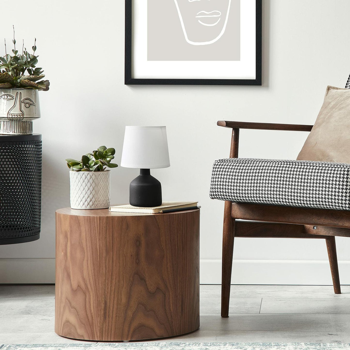 Simple Designs LT2080-BLK Mini Bocksbeutal Concrete Table Lamp Black