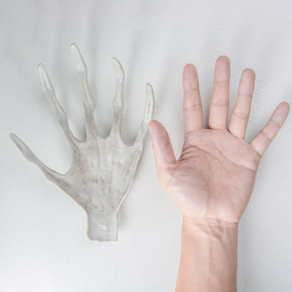 XONOR Halloween Witch Skeleton Hands 1 Pair Plastic Scary Decor